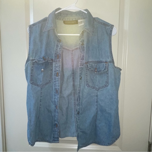 Denim vest - Picture 2 of 4